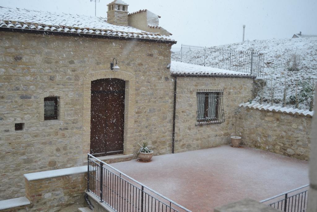 مبيت وإفطار كانديلا A Casa Nostra Residenza Di Charme المظهر الخارجي الصورة